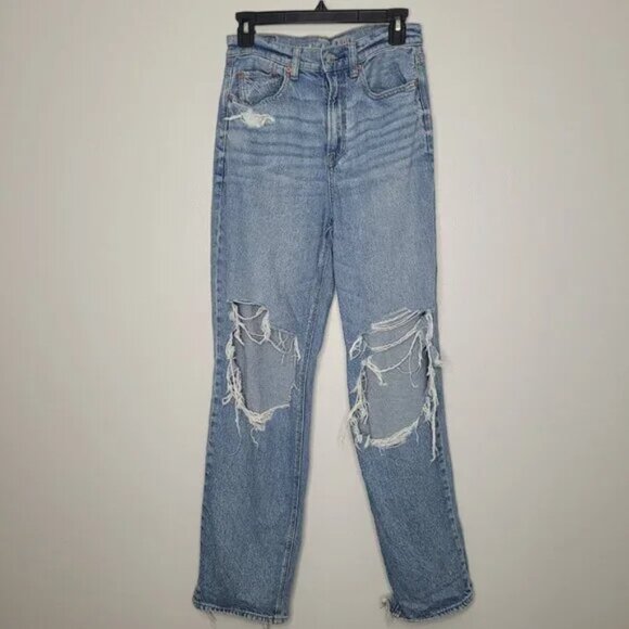 American Eagle highest rise baggy straight jeans thrashed size 4 - Picture 1 of 8